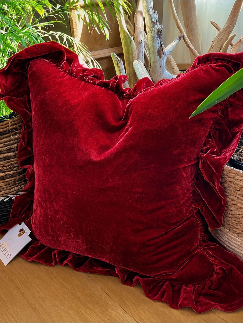 ♥️Love Marlow Set of 2 large Ruffled Edge Richly Colored Red Velvet Pillows